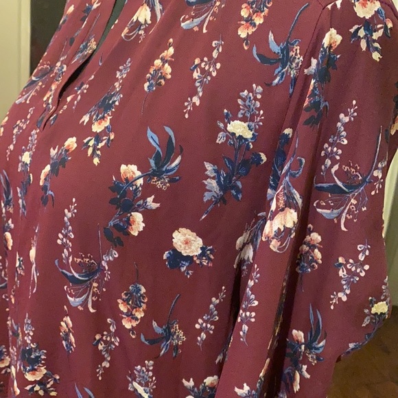 Alice Blue plum & navy floral women’s shirt Medium​ - Picture 3 of 10